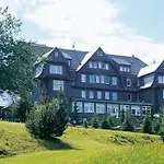 فندق Berg & Gabelbach الميناو