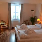 Berg & Gabelbach 4*
