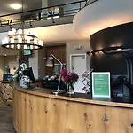 Berg & Gabelbach 4* الميناو