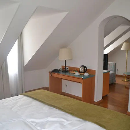 Otel Berg & Gabelbach Ilmenau
